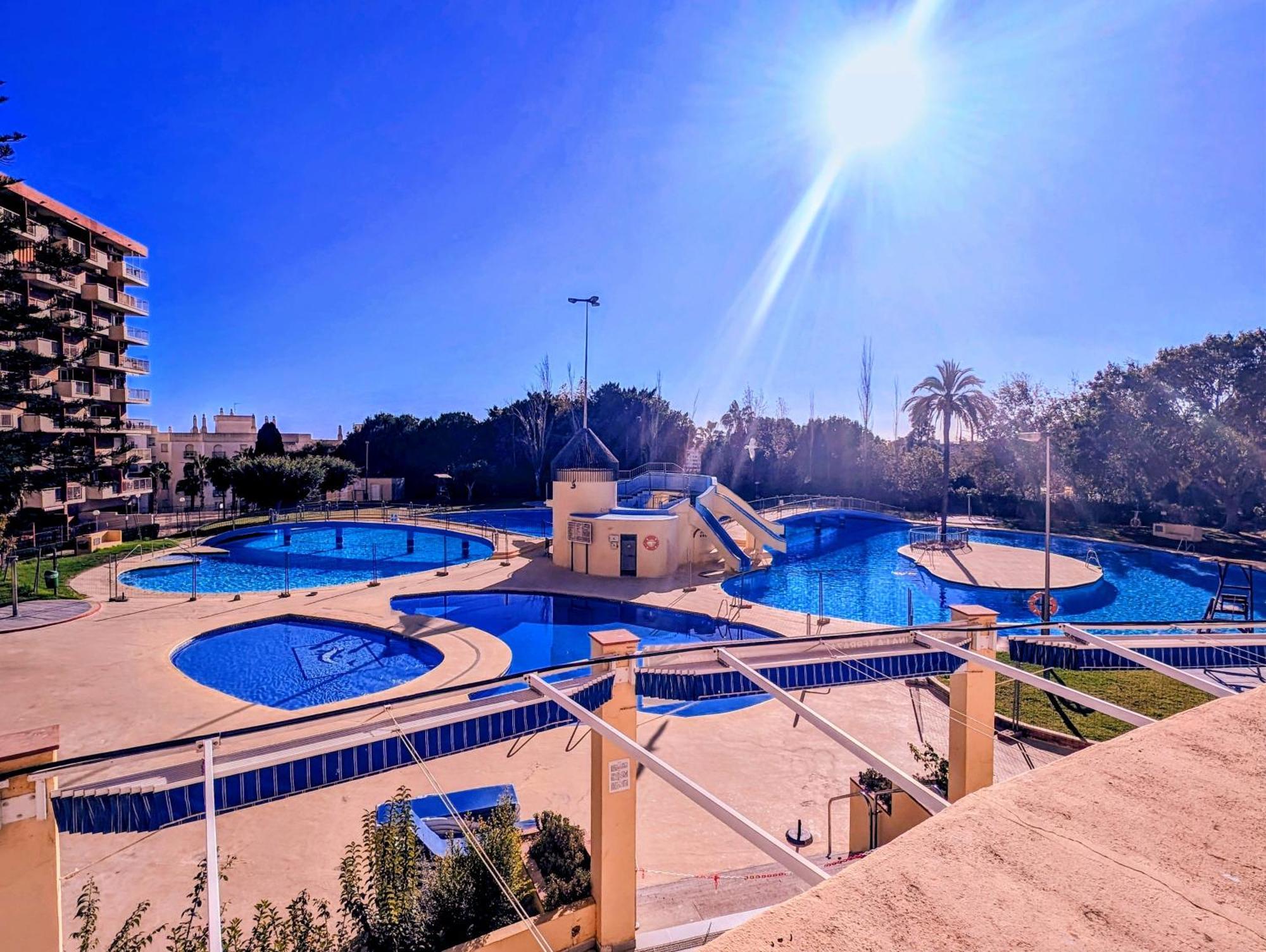 Estudio 19 Minerva Apartamentos-Piscina365-Playa-Wifi Benalmadena Room photo